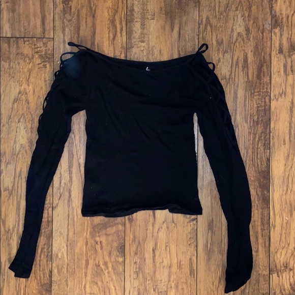 Free People long sleeve criss cross arm shirt - Picture 3 of 3